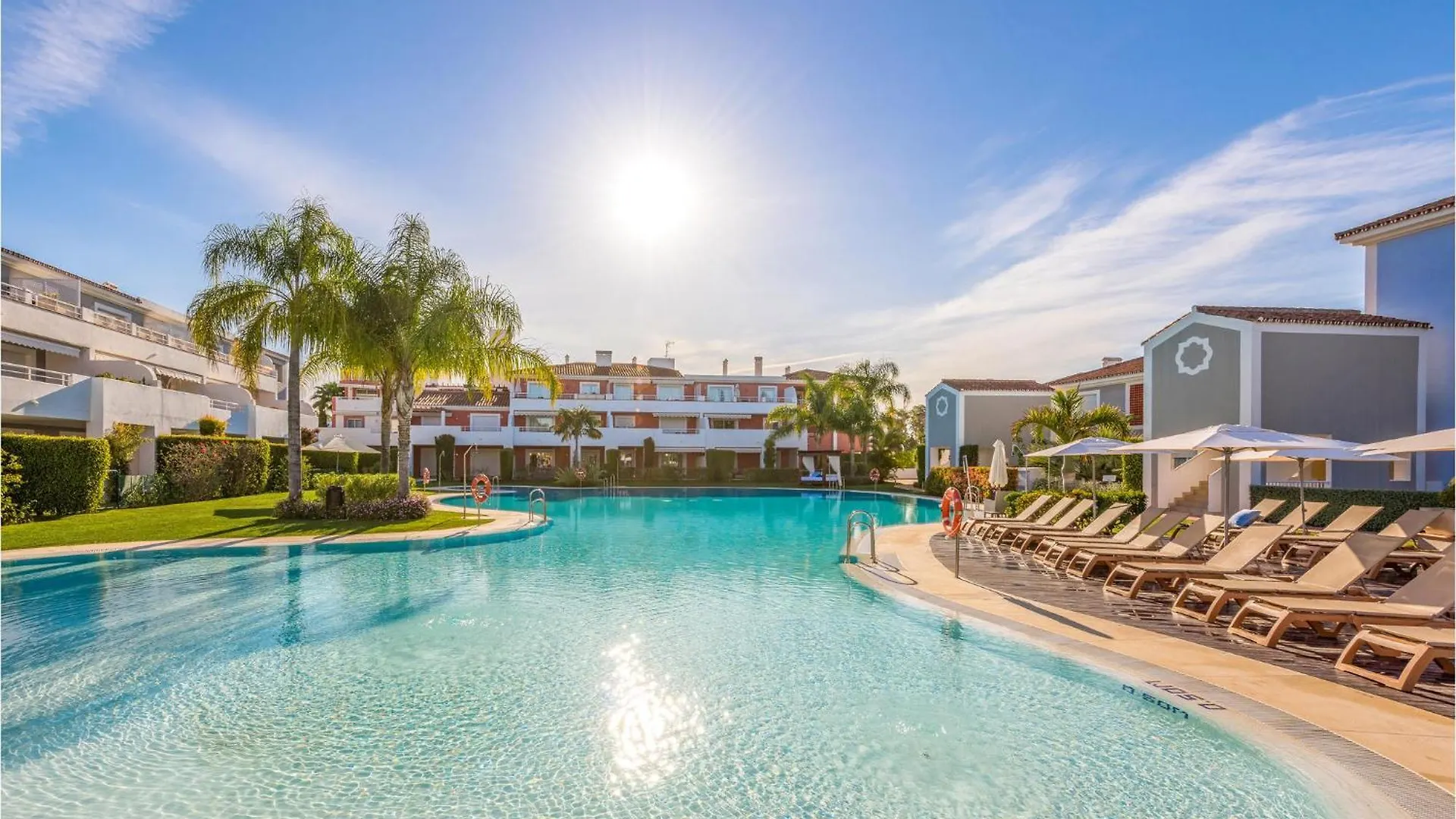 Beautiful Home In Estepona With Wifi